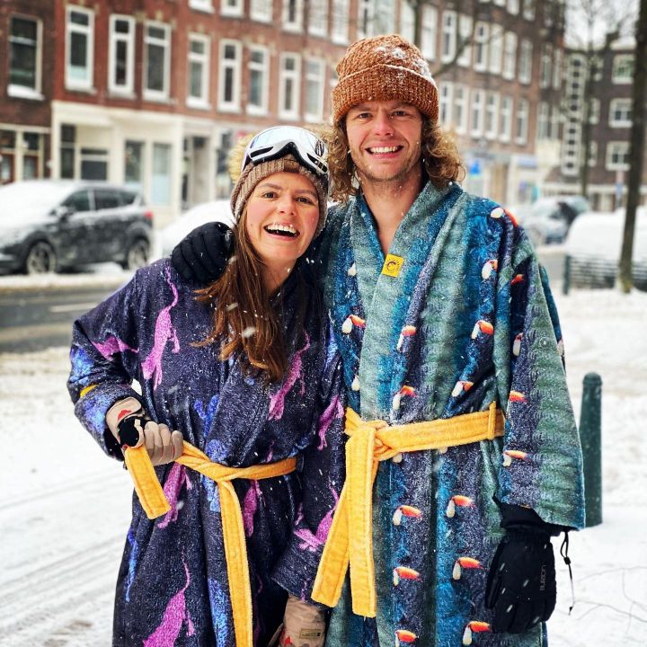 spotte badjas straat