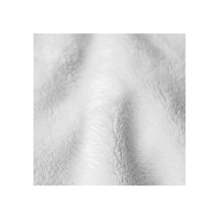 Waarom voelt fleece warmer aan dan katoen?