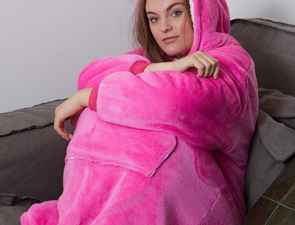 Snuggie met capuchon – fleece poncho fuchsiaroze