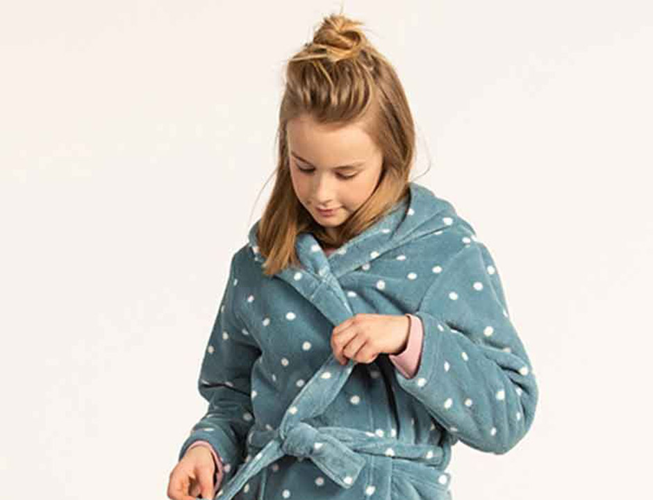 Doe een meidenbadjas cadeau!