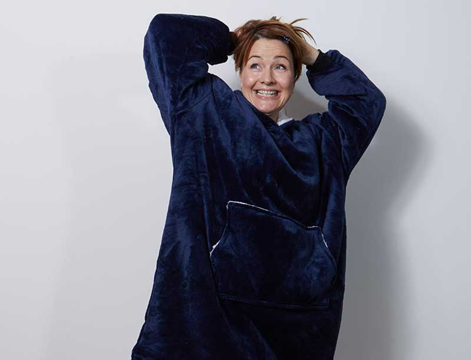 Snuggie met capuchon – fleece poncho marine